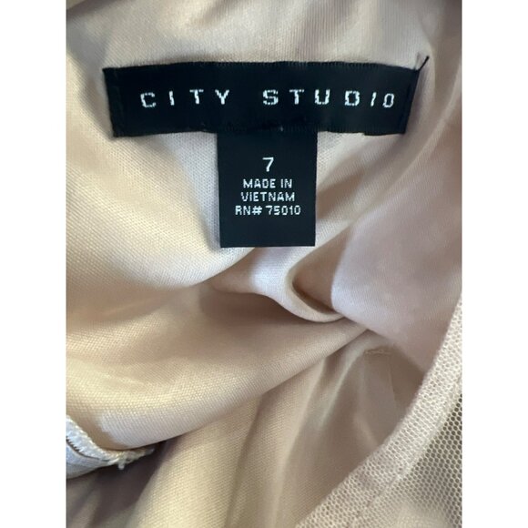 City Studio Lace Dress With Beaded Waist Size 7 Blush Pink Sleeveless Nylon/Meta - Picture 6 of 8